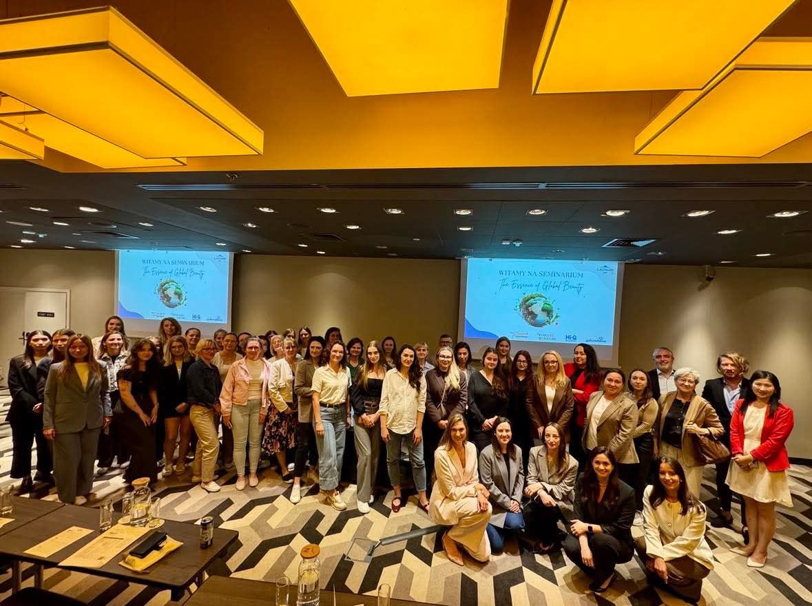 पोलैंड सेमिनार मुख्य बिंदु: FucoSkin® अगली पीढ़ी की त्वचा देखभाल को प्रेरित करता है